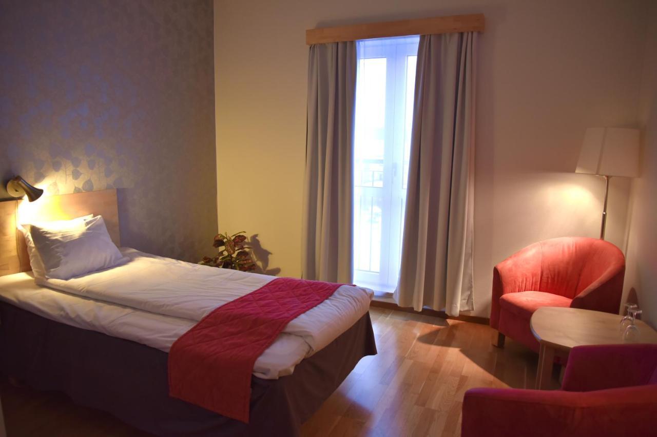 Hotell Arjaeng מראה חיצוני תמונה